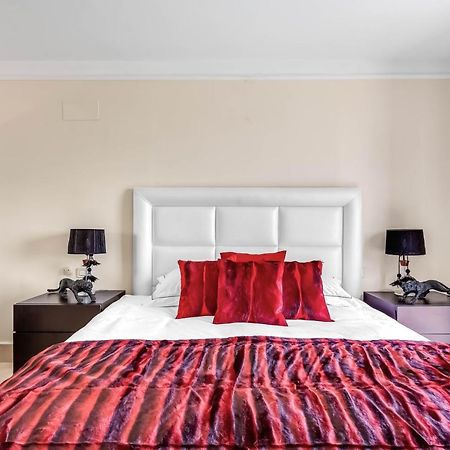 Yolo Spaces - Sotogrande - Puerto Boutique Apartment エクステリア 写真